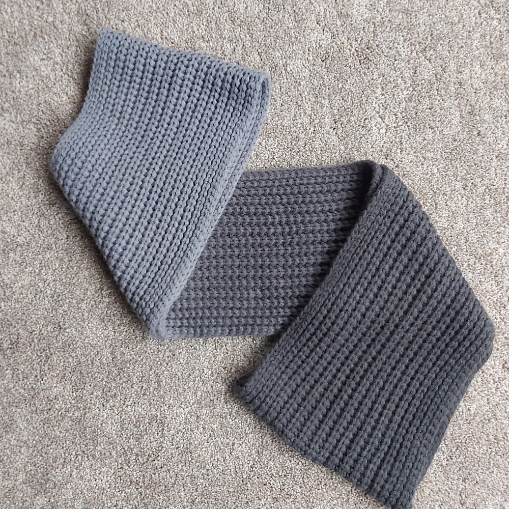 Grey Knit Infinity Scarf - Picture 2 of 4